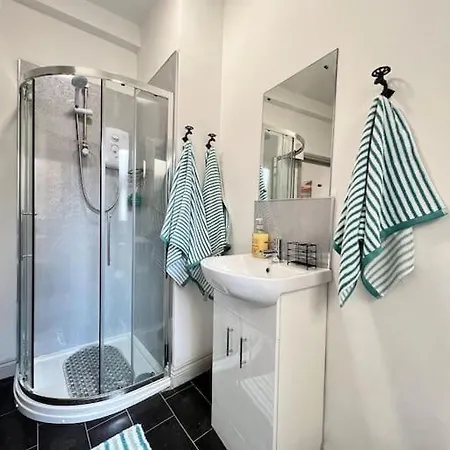 Little Dockray One-bed Centre Of Apartment *